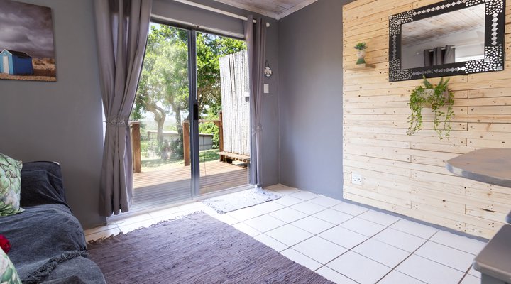 Bamboo Cottage @ 302 On Old Seaview Road Chelsea