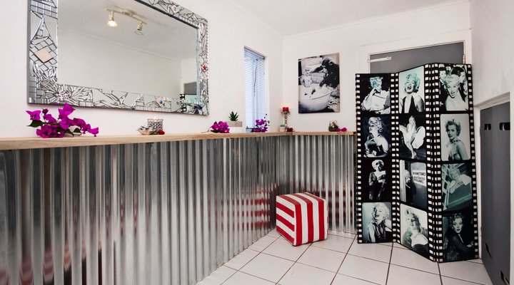 Retro Studio @ 302 On Old Sea-view Road Chelsea