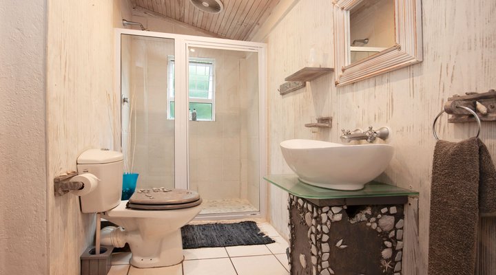 Bamboo Cottage @ 302 On Old Seaview Road Chelsea