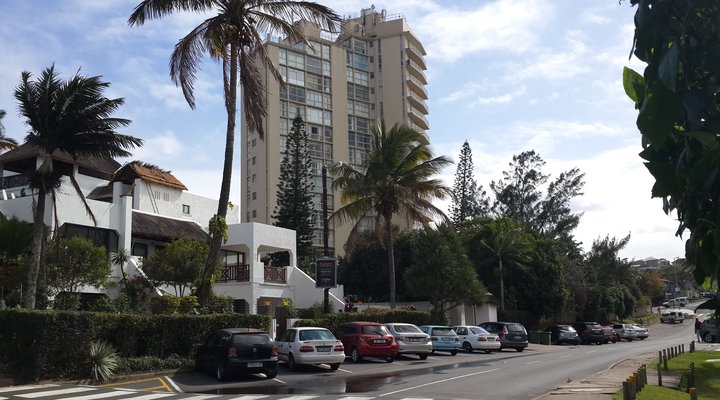 La Ballito Family Flat