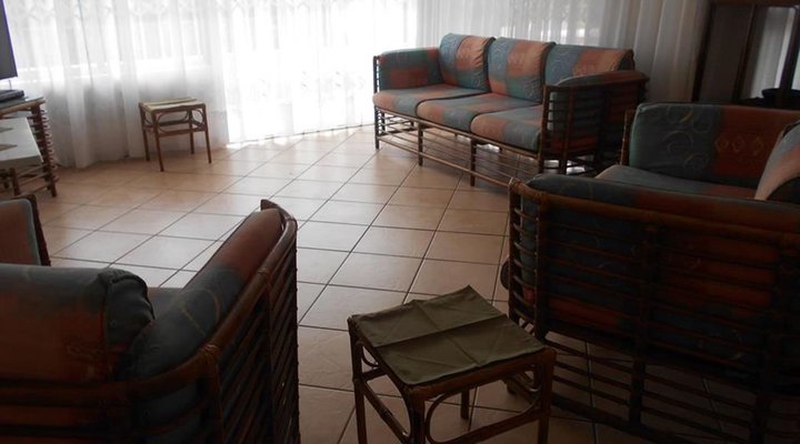 Club Cabana 15