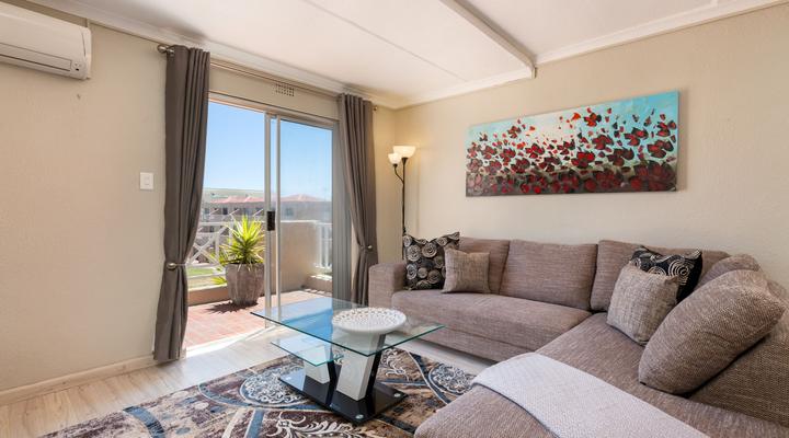 Mont Serrat 58 by CTHA