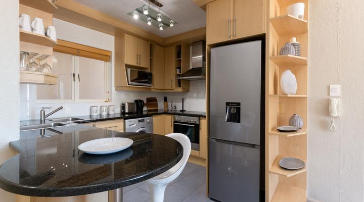 Mont Serrat 58 by CTHA