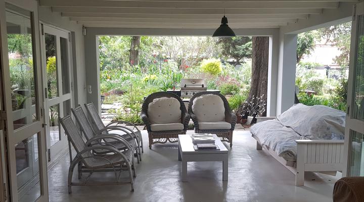 Under the Oak Bed and Breakfast
