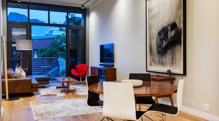 Waterfront Luxury Family Apartment