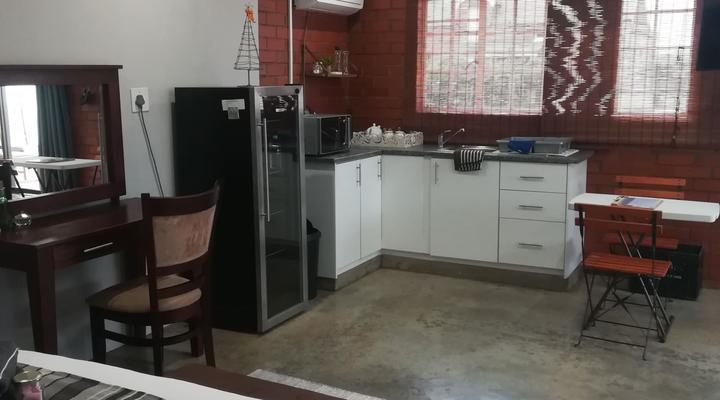 Erin Guest House & B&B