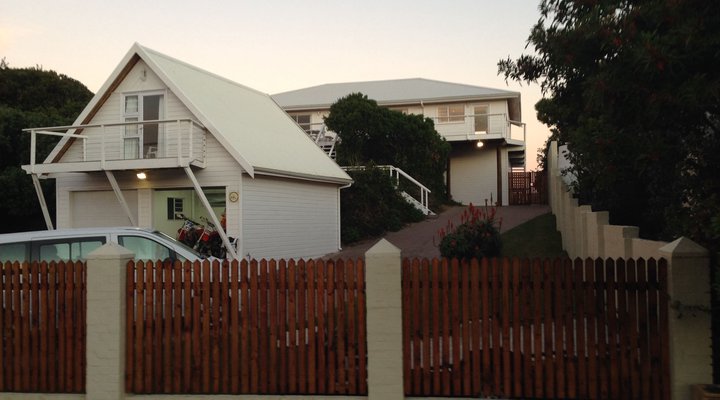 Beach House at Cannon Rocks, near Kenton-on-Sea