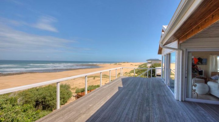 Beach House at Cannon Rocks, near Kenton-on-Sea
