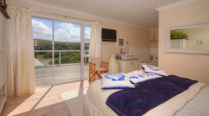 Beach House at Cannon Rocks, near Kenton-on-Sea