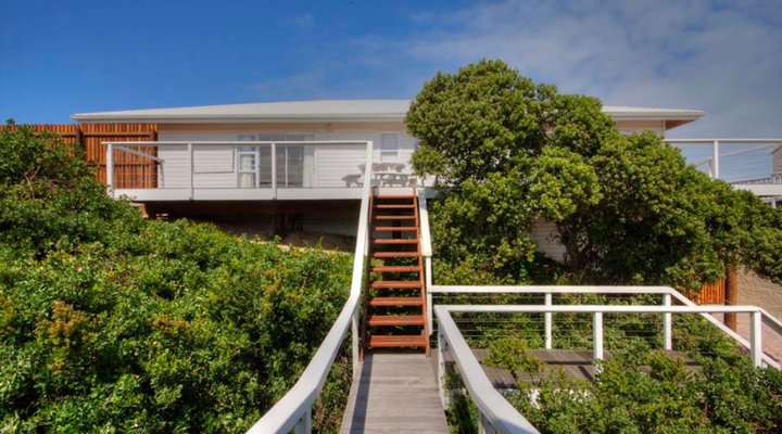 Beach House at Cannon Rocks, near Kenton-on-Sea