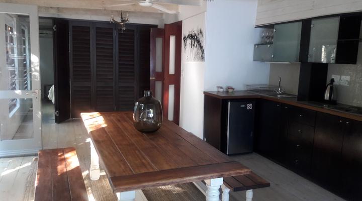 Tree Studio Apartment