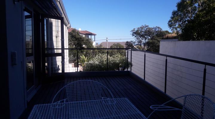 Tree Studio Apartment