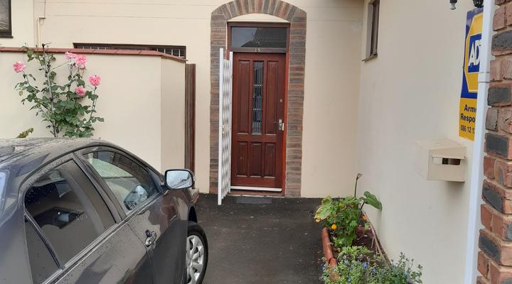 Unit 4 Holzner Gardens