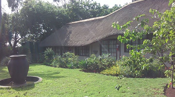 Country Rose Self-Catering Guest Lodge