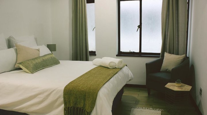 The Heriot Large Suit Apartment