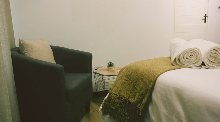 The Heriot Large Suit Apartment