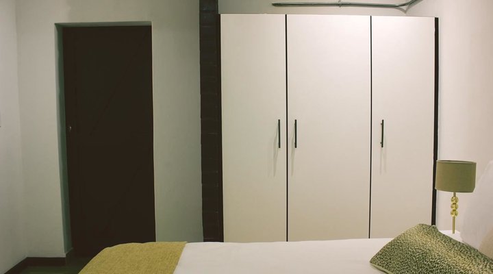 The Heriot Large Suit Apartment