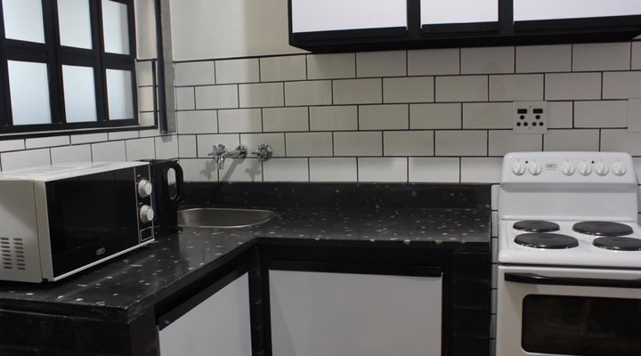 The Heriot Large Suit Apartment