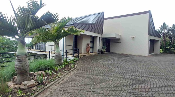 376 Nkwazi Ridge Estate
