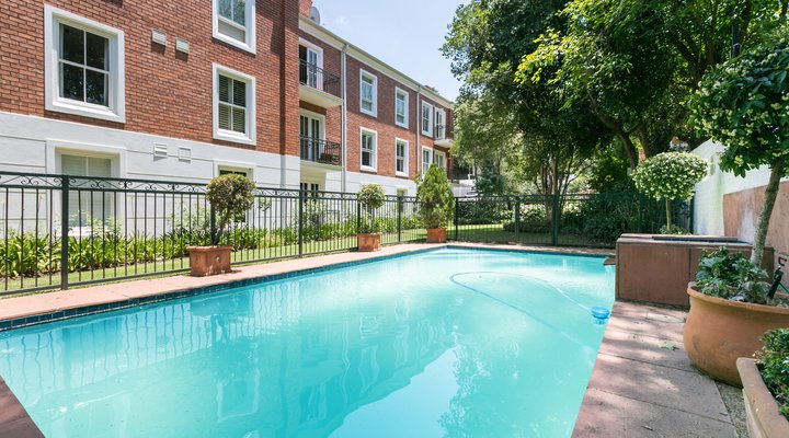 2 ensuite bedroom Sandton CBD Apartment 