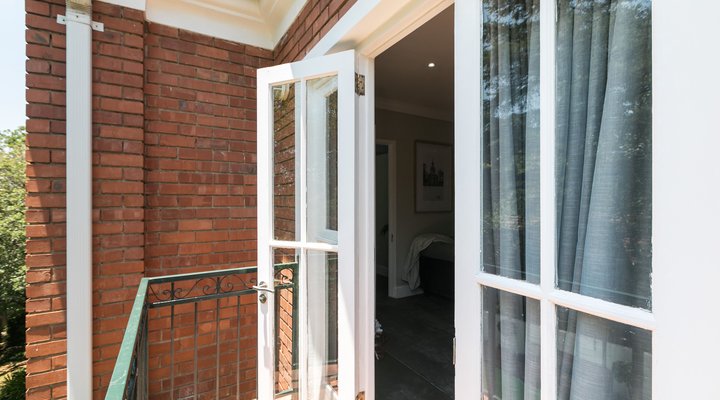 2 ensuite bedroom Sandton CBD Apartment 