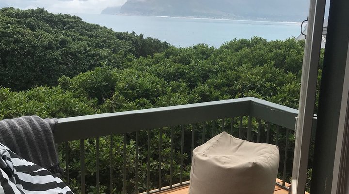 Seafoam in Kommetjie