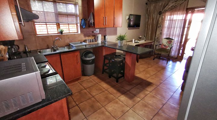 Kathu Lodge