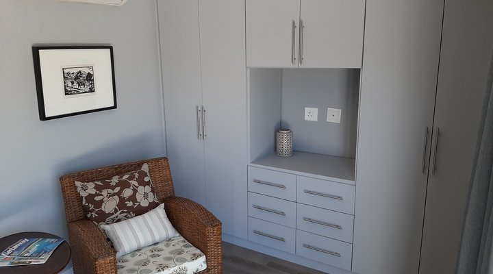 Pearl Valley Atolosa