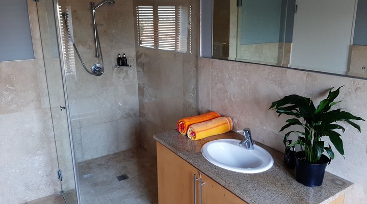 Pearl Valley Atolosa