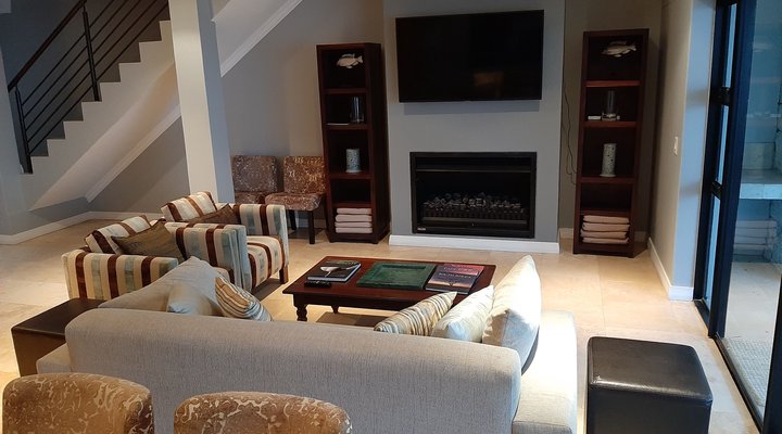 Pearl Valley Atolosa