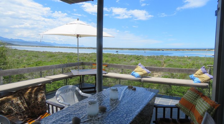 Strandveld Beach House Plett Self Catering
