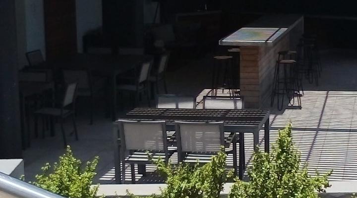 Exclusive Coral Point Apartment with sea view