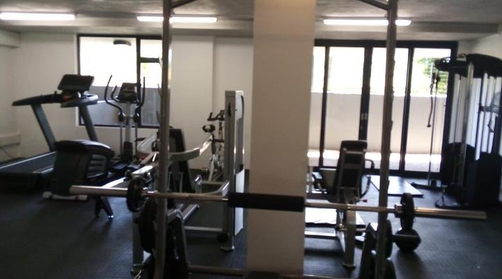 Exclusive Coral Point Apartment with sea view