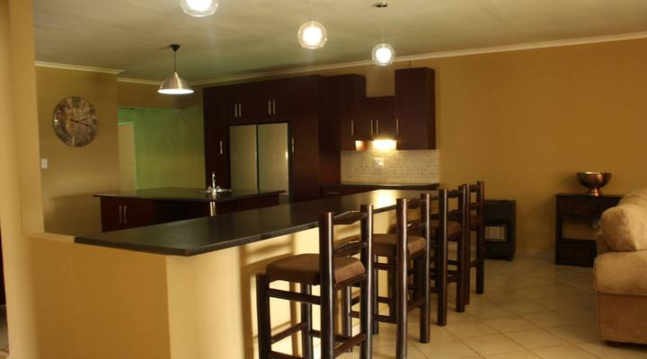 Deo Favente Holiday Home