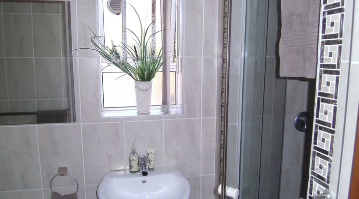 Dux-n-biki Guesthouse