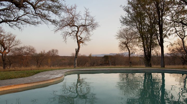 Kwenga Safari Lodge in Umhlametsi Private Reserve