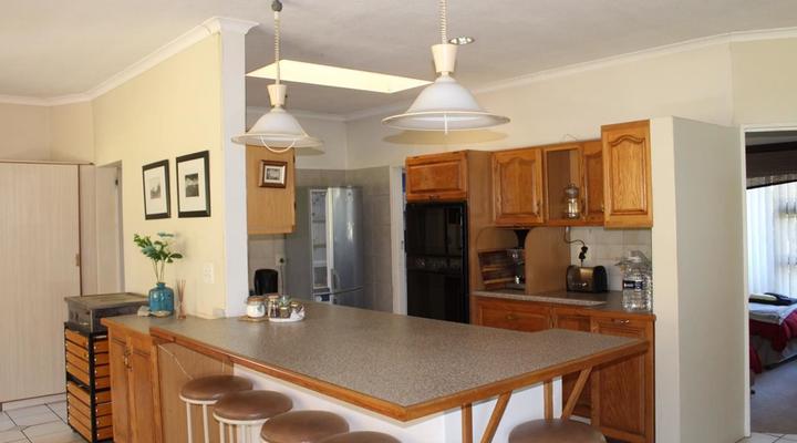 Tsitsikamma Sunrise Family Home