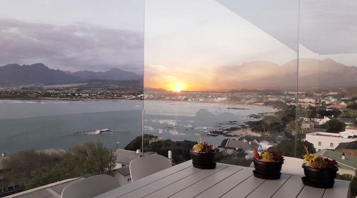 Red Rock Ocean View Villa