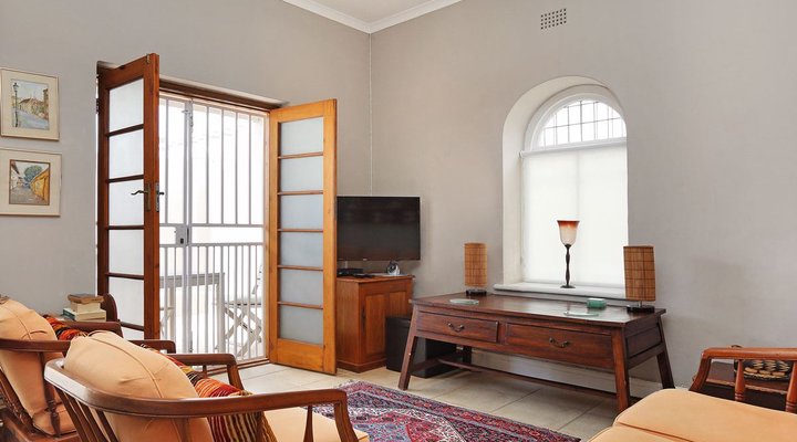 Sweet Sea Point Sanctuary by AirAgents