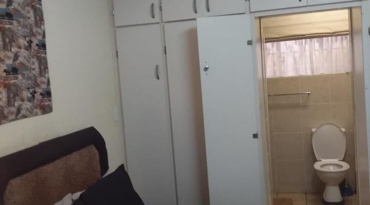 Crisley Guesthouse, B&B and Restaurant