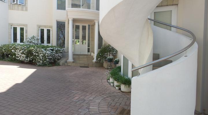 Executive Suite Melrose