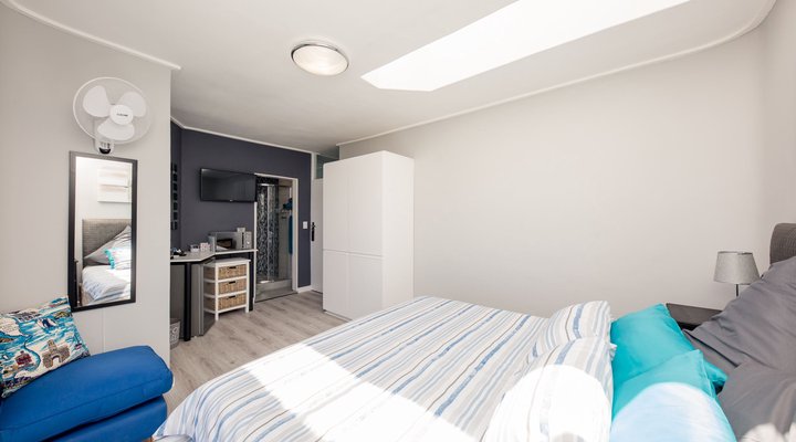 Big Blue Accommodation