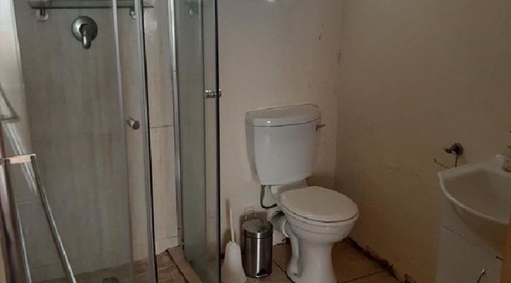 La Bella Secunda Guest House 