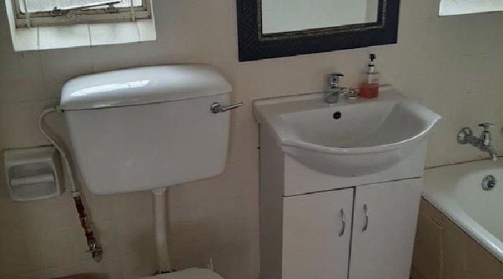 La Bella Secunda Guest House 