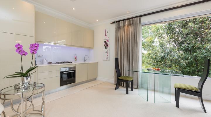 Executive Suite Melrose