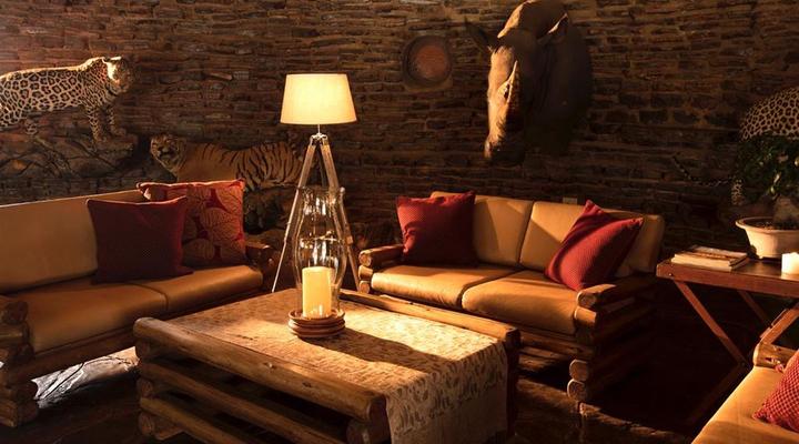 Kalahari Sands Lodge