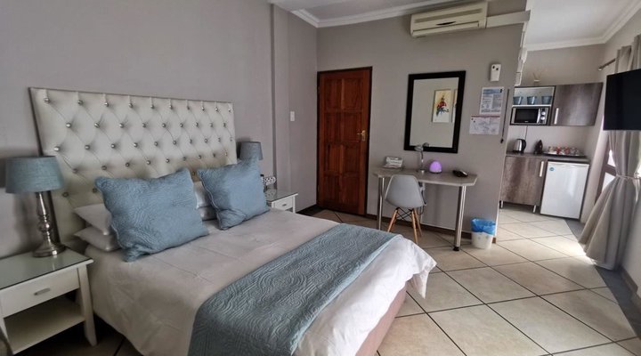 La Provence Guest House