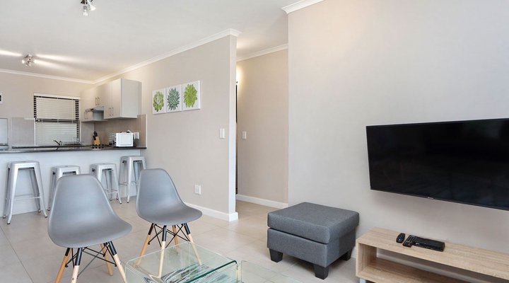 Green Cape Coral by AirAgents