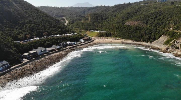 Pier Plesier Guest House