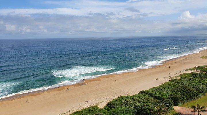 1401 and 2104 Amanzi Beachfront Apartments